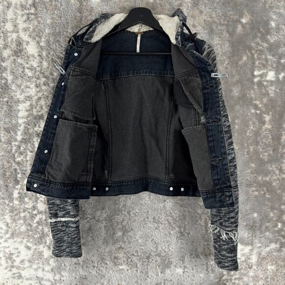 Free People Size S Cropped Denim Jacket Outdoor Hooded Blue Long Sleeve Button - Picture 3 of 8